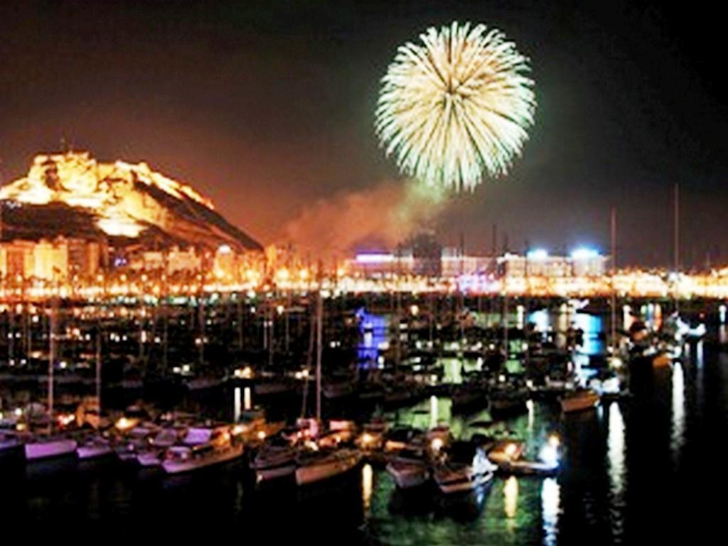 San Remo Hotel Alicante Exterior photo